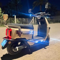 وبركاتة عندي دراجة شحن ريان ام عيون صارلهة شهر ونص عندي اخذتهة بلميون ...