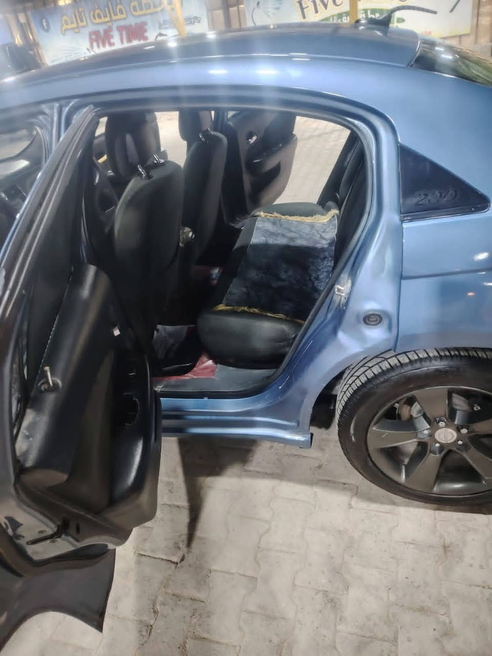 سلام عليكم سي 200 موديل 2011
(رقم انبار دولي باسمي شرط تحويل سنويه جديده هزه جديده)

👈مشروع وطني تحويل شرط بكل المحافظات 👉

محرك 2400 كير 6نمر

تدفئه تبريد

حداديه جديده

تخم تاير جديد

كهربائيات كلها شغاله بس كيج البانزين طوافه عطلانه

ملاحظه سياره مصبوغه عام فرن اثر ✋ضربه باب السايق والجاملغ الامامي جهة السايق  مبدلات  ✋

للتاكيد دواخل كله سليم شواصي لغود للداخل ماكو ابد شرط 

(مكان السياره حله شارع 60)

السعر 65 وبيها مجال بسيط 

الاتصال( ***********)
