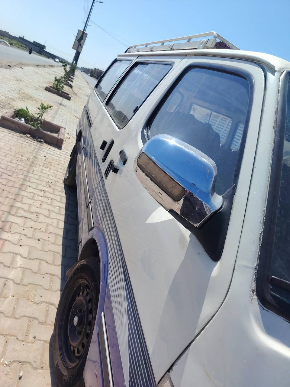 جنبي مديل ١٥ رقم انكليزي بغداد بسمي  مصفره هيئه وغرامات تاخذ تحويل هزه جديده ٢٠٢٦ شهر ٧ محرك كير صدر كهربائيات تخم تاير باتري دسكات بنزات روله مروحه جديد كبل للشارع ما تصرف على دينار سعر ٦٥ وبيها مجال شويه العنوان بغداد حسينيه الراشديه موبايل *********** السياره مكفوله من الضربه وتبديل تعال وشوف
