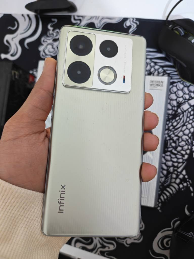 غراضة كاملة استخدام نظيف 
ذاكرة 256
عشوائية 8+8 السماوا, المثنى


**إذا كنت صاحب هذا الإعلان وتريد حذفه لأي سبب، رجاءا أرسل رسالة إلى الدعم الفني**