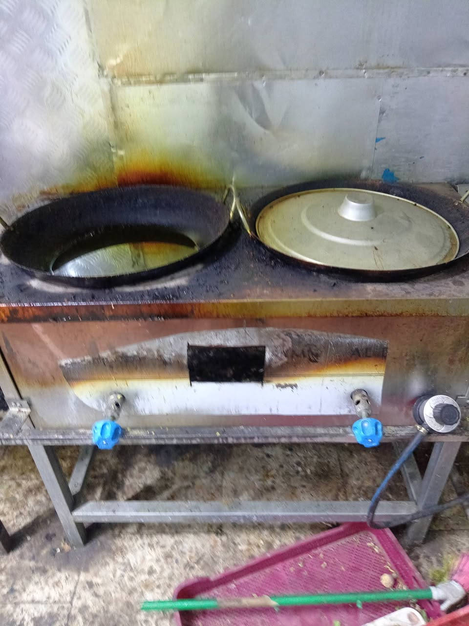 اغرض مطعم للبيع
للإستفسار
***********
