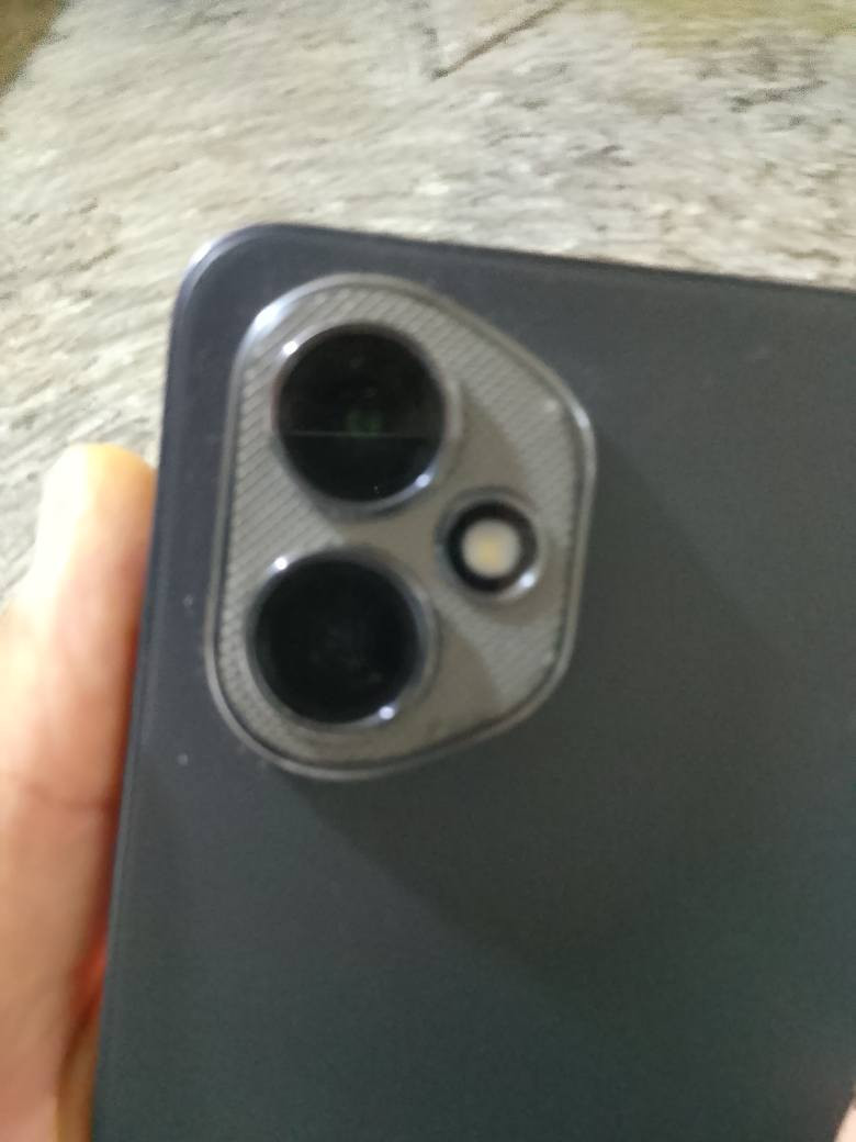 هونر ٤٠٠ نظافة ١٠٠ بدون اغراض ذاكرة ٥١٢ كيكا عشوائية ١٢ كيكا مكاني بغداد مدينة الصدر *********** السعر ٤٠٠الف خاص فقط بغداد, العراق
