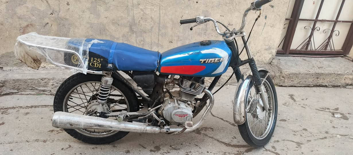 للبيع *********** السعر 150
