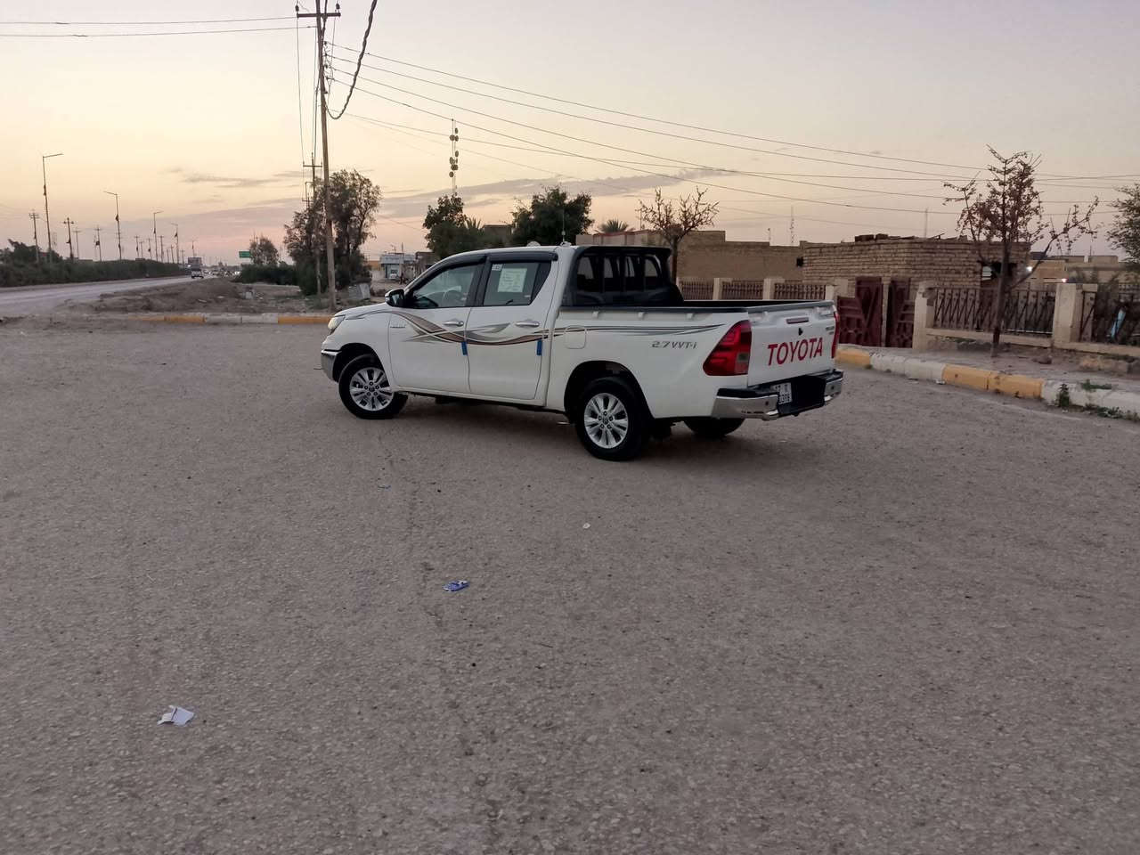 سلام عليكم هلوكس كوتي تماتيك فول مواصفات مديل ١٦رقم مثني دولي بسمي مكانه بسماوه  جاهزه من كلشي سعر خاص ترهم مراوس ***********
