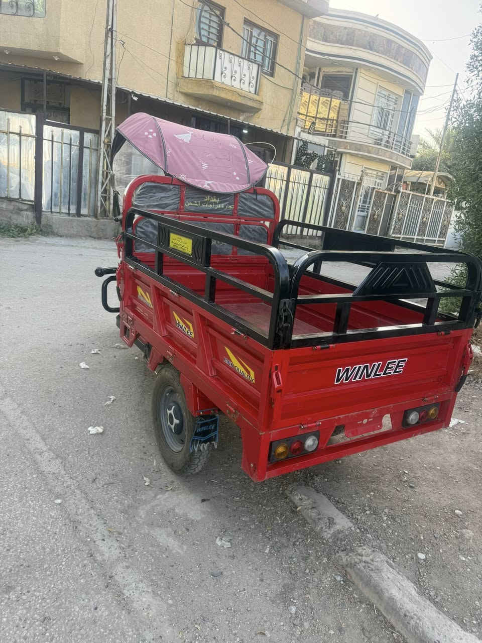 ستوته شحن موديل ٢٠٢٦ جديده كلش استعمال جداً بسيط جاهزه وكامله من كلشي كبل للشغل بطاريات جدد عدد ٦  للبيع مكاني بغداد الدوره شارع ستين غير متواجد علفيس الشراي يخابر ويدلل السعر بمليون وربع وبيها مجال بسيط  *********** وبيه واتساب

