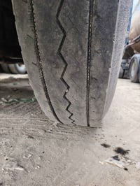 اطارات 24 للبيع 3 أزواج مع ويالة و براميخ بيع او مراوس مع اطارات 22 ون...