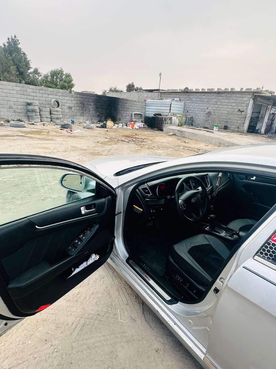 كيا كادنزا مديل 2012
ابيع صبغ حزام
مكينه كير تبريد كفاله 
بصمه تشغيل 
بصمه ابواب 
تدفئة كشنات. 
كشنات جلد 
تبريد قطعتين 
حداده نص عمر 
والباقي شوف العين 
رقم بصره باسمي توني داورتها ودخلت هزه ثاني يوم 
التحويل 
مكان بصره الزبير 
السعر 97 وبيها مجال حگ الجيه 
***********
