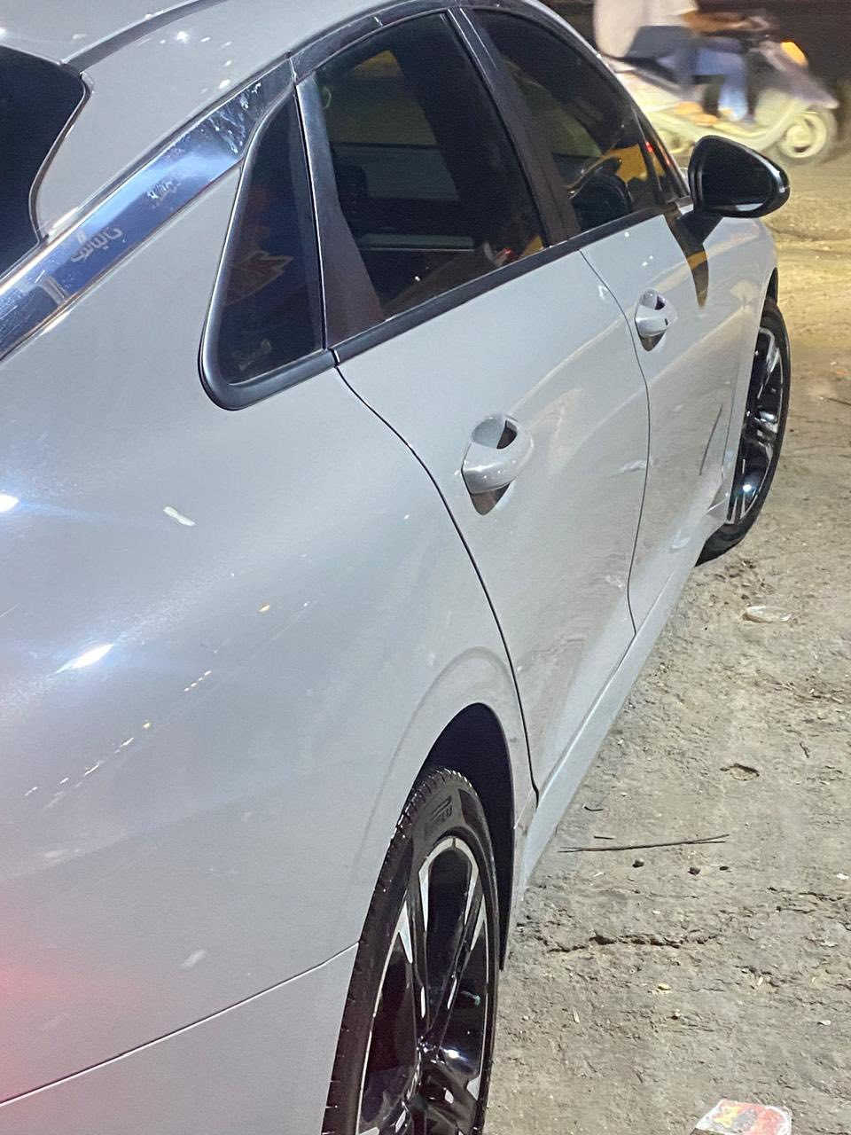 السلام عليكم K5Gtline 2024 ماشيه 46 milحادثه بسيط مواصفات فول عدا البوناراما رقمها بغداد سعرها 185وبيها مجال الله شاهد سياره نضيفه ومكينتها 1600terbu خمس وضعيات قياده smart ar sport ar normal ar snow ar CusTom حيل سياره مرتبها ومداريها الاستفسار اكثر اتصل *********** وبيك خير وتدلل مكان السياره بغداد
