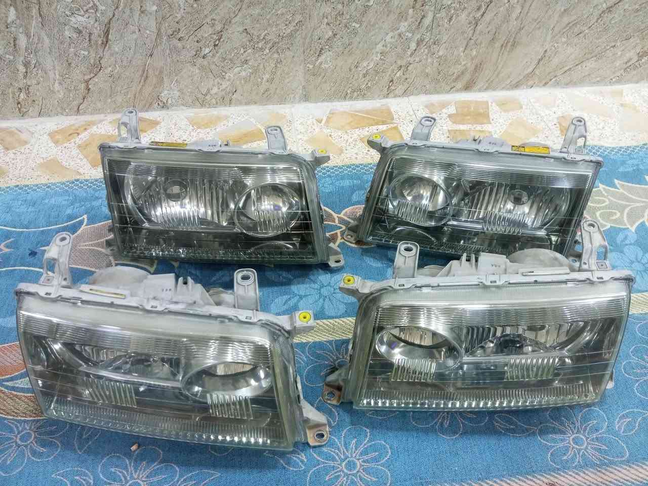 السلام عليكم للبيع لايتات راس الثور فلات ابو عيون زيرو مال حاويه ‏‪***********‬‏
