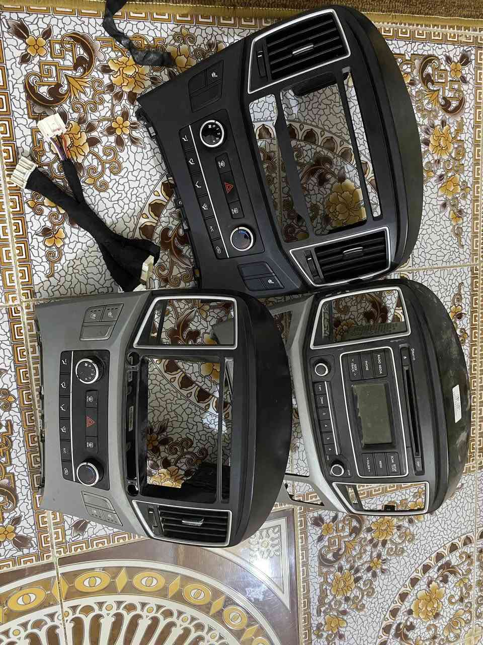 متوفر كافة التحديثات حسب طلب الزبون 
تحديث دشبول من 2009 الى 2020
من فان الى سياحي 
تحديث من فان شكل القديم الى الجديد 
تحديث من سياحي قديم الى سياحي حديث نص فول
تحديث من سياحي قديم نص فول الى سياحي فول حديث 
تحديث من فول قديم الى فول حديث 
كلمن وسعره 
كلشيء موجود 
كنترول  فان وسياحي نص فول وسياحي فول
دكتات تبريت حديث 
ضفيرة من الشكل القديم الى حديث 
مسجلات 2019 بلادي بلاتوث وبدون 
مكثق تبريد 
اطار شاشه صغيره وكبيره
اطار شاشه بلادي 
اطار مسجل بلادي 
بالأضافة الى تغير انارة الگير والجداحة والمطفايه مع التحديث 
عندك غراض وتريد بس ضفاير عادي 
تريد اي قطعه مثلا فقط كنترول او فقط اطار عادي 
العنوان ذي قار قضاء الشطرة 
متوفر توصيل جميع المحافضات يوصلك التحديث كامل مربوط ومفحوص  على سياره ونصوره الك قبل مندزه   يوصلك فقط تربط فيشه ويشتغل 
اصحاب المحلات اليحتاجون ضفاير التحديث اسعار جملة مختلفة 
*********** واتساب 
م.حسين محمد
