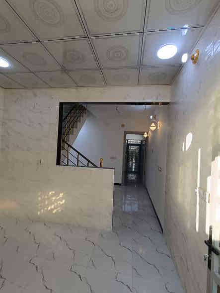 كربلاء قرب مجمع سيد اسماعيل بيت للبيع مساحة 50 متر 
سند 25 قرار محكمة يم عمود ١٤٣ خدمات كامله ماي مجاري كهرباء  السعر 30 مليون و500 الف فقط 
يحتوي على غرفة وصاله ومطبخ و صحيات  طارمه 
ابو يوسف ***********
ابو يوسف ***********
متواجد واتساب ،
