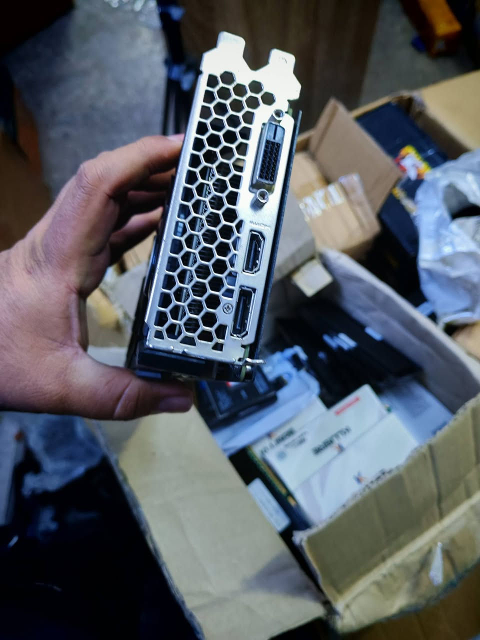 ١٥٠ الف شرط الفحص قفل
اعتماد واتساب ***********
