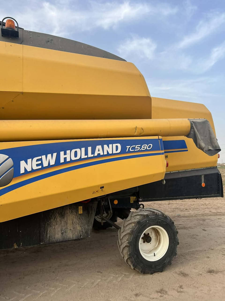 1: السلام عليكم
2: للبيع حاصده نيوهلند بطه 
3: موديل 2020 ✔
4: انجكتر بدون ادبلو بلادي 
5: Tc 5.80 
6: طبله 17 فوت غير قلاب 🔃
7: تاير 30 اصلي شركه ✔
8: دبل درام
9: اكسل سلايت 
10: تاروسه هواء
11: مشتغله ( 2434 ) ساعه ⏰✅
العنوان ديالئ كنعان ✅

الاتصال علئ الارقام التاليه( *********** ) ( *********** )
