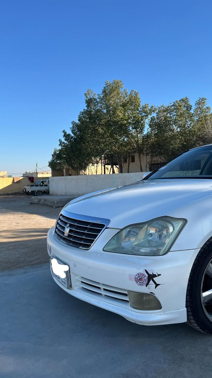 السلام عليكم
كراون شاهينه 2004

لون أبيض صدفي

شاصي 80

مكفوله من الكص والضربه والعيب الشرعي

تحوير الامارات

السياره 3 دكم

5بصمات ستيرن كهربائي، تحكم كشنات, نضام ترحيب

السياره جاهزه مكينه كير تبريد خير من الله

رقم قادسيه

‭0781 270 4434‬ ‭

مكان السياره الناصريه
