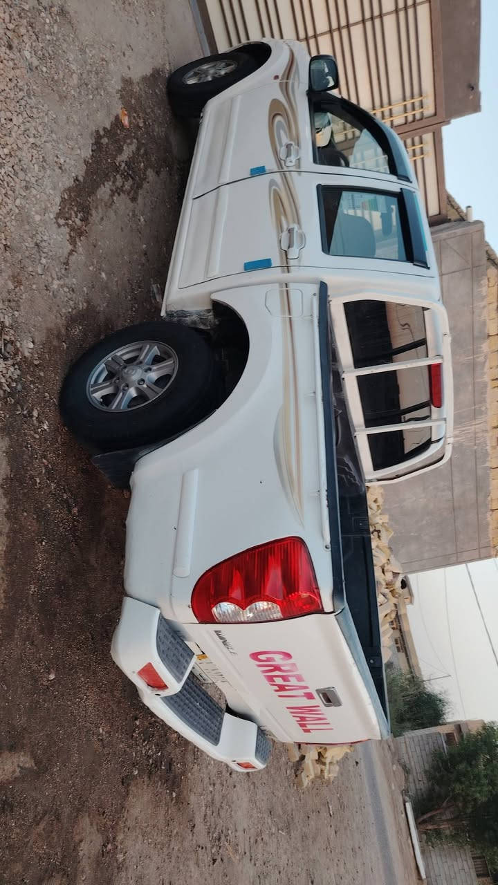 كريت ١٣ مكفوله من الضربه سياره جاهزه من كلشي مكينه كير حداديه اكسن خير من الله السعر ٦٧ وبيها مجال مكان السياره رميثه مبايل ***********
