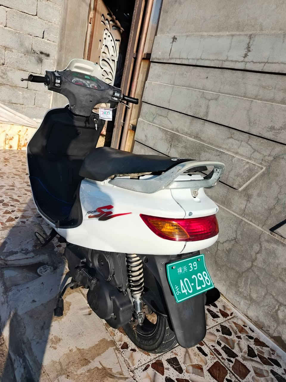 فراشه للبيع فحل مستعجل
***********
