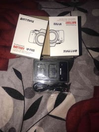 بطاريتين NP-FW50 • قاعدة شحن دبل • مناسبة لسوني a6000