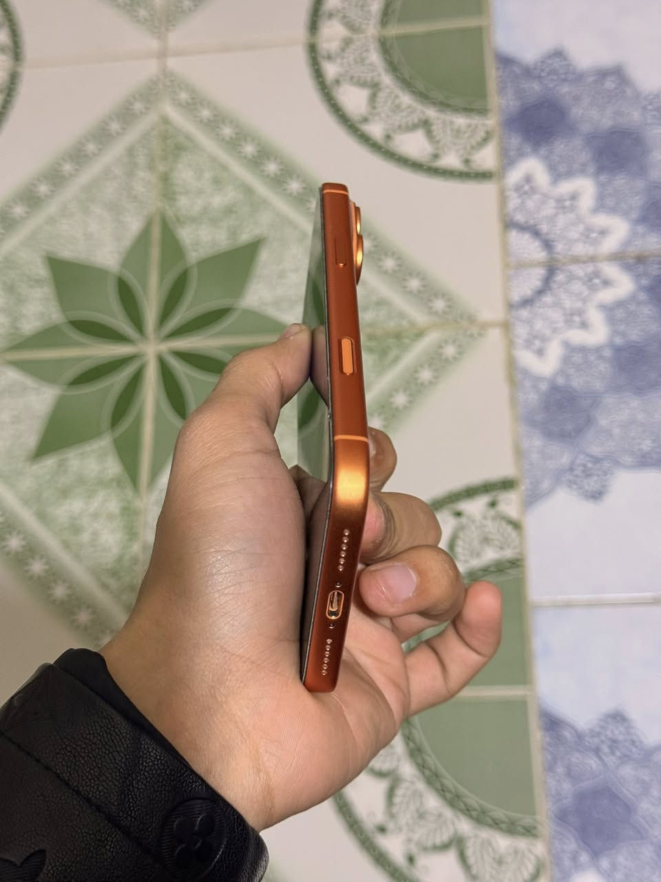 سلام عليكم 
ايفون:17برو ماكس
ذاكره:256
بطاريه:99
عدد الدورات:60
شريحه فعليه ZAA
الجهاز نظيف شخط ما بي
السعر 1990
***********
ديالى بعقوبه
