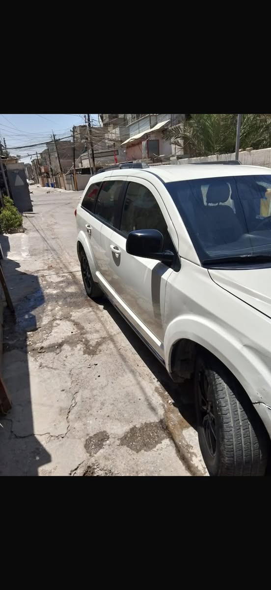 دوج الموديل 2019 السياره 7 راكب ماشيه 40 ميل وصور الحادث مرفقه 
اني مكلف بلنشر هذا رقم صاحب السياره اتصلوا مباشر
***********
