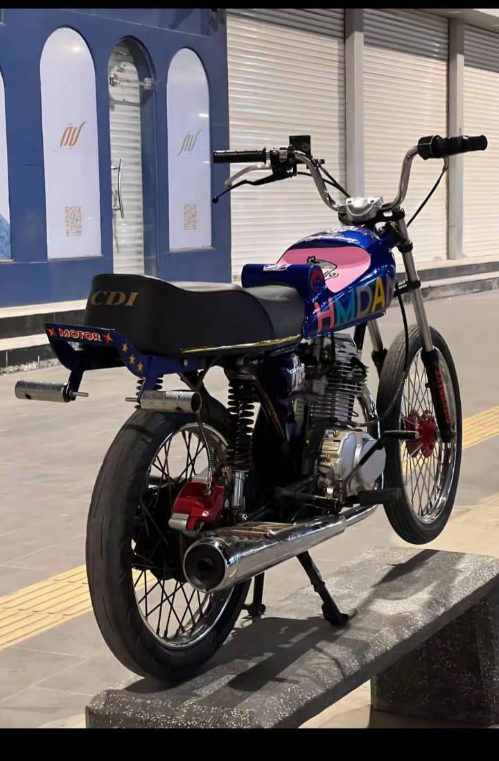 السلام عليكم دراجه ادوات عنبار نضيفة مامفتوحة سعر600 العنوان بصرة جمهورية ***********
