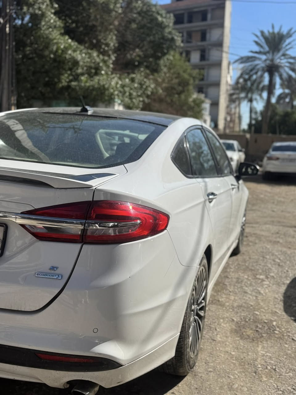 فورد فيوجن 2017 S  المحرك 1500 تيربو
بيها 5 قطع صبغ السعر 97 الرقم ***********
