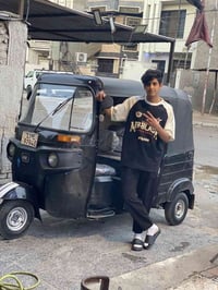 السلام تكتك 20 وياها هديه سايق معمره بس دوس رايدها بتسعةة ونص وبيها مج...