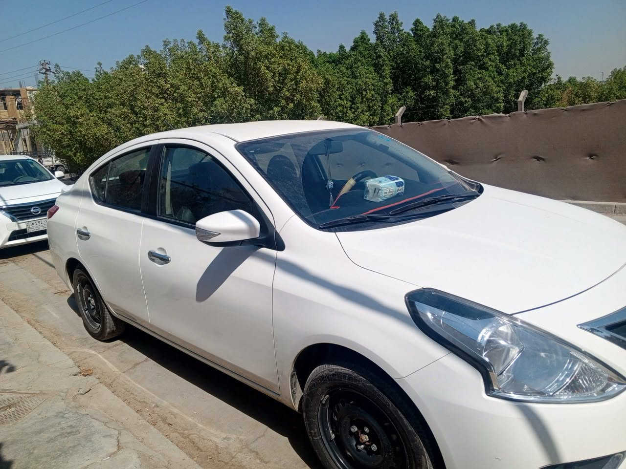 السلام عليكم من رخصت الادمن نيسان سني مصري مكفوله ماشيه 28وقابله للزياده بغداد بسمي تلفون *********** ابو كرار السعر127 وبيهه مجال حك الجيه
