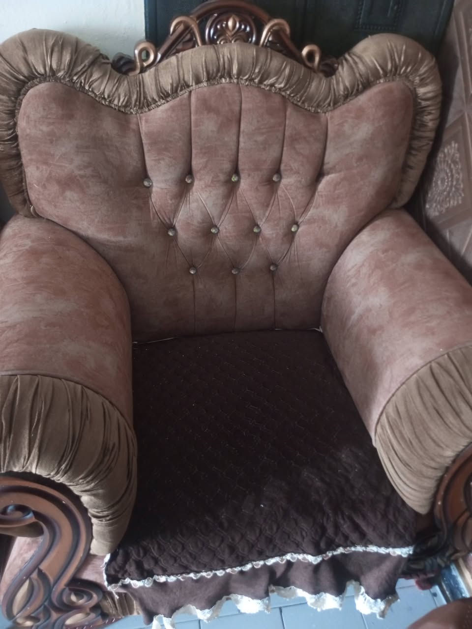 تخم البيع 10 مقعد مكان مجمع حطين رقم هاتف ***********
