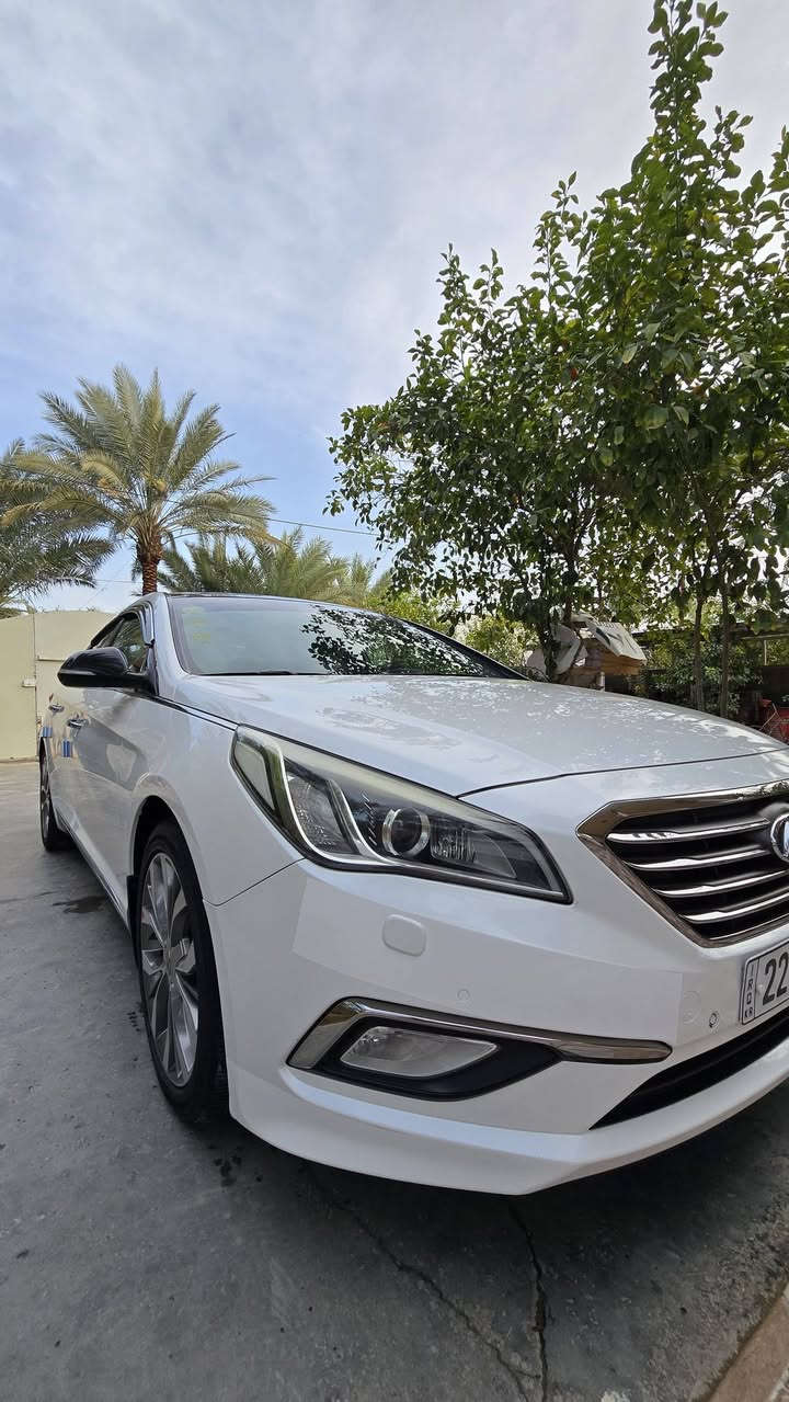 سوناتا 2015 خليجي (vip)
فول مواصفات للاخير  اعلى فئة 1/1
مكفولة كفالة عامة بوضع الشركة. 
مواصفات( VIP )معروفه ميحتاج اكتب  
محرك 2400 دوش كفاله 
السنوية بإسمي تحويل مباشر 
سيارة جديده وبلعافيه ع الياخذها 
مكان السيارة بابل
***********
صاحب سياره.

ََ
