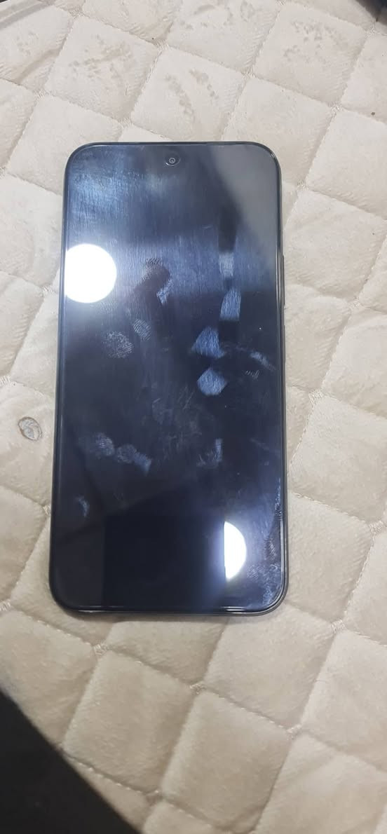 موبايل ريدمي c85المواصفات مثل ماموضح بالصورة مستعمل ١٠ايام فقط
سعره ٣٠٠الف قفل ابيع فقط للإستفسار الاتصال بالرقم 
***********وتساب
