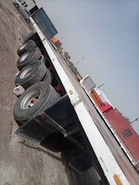 عربانه حداديه4 محاور شاصي 14 دنكير 14جتف 6 طول 13او60 جاهزه للشغل السف...