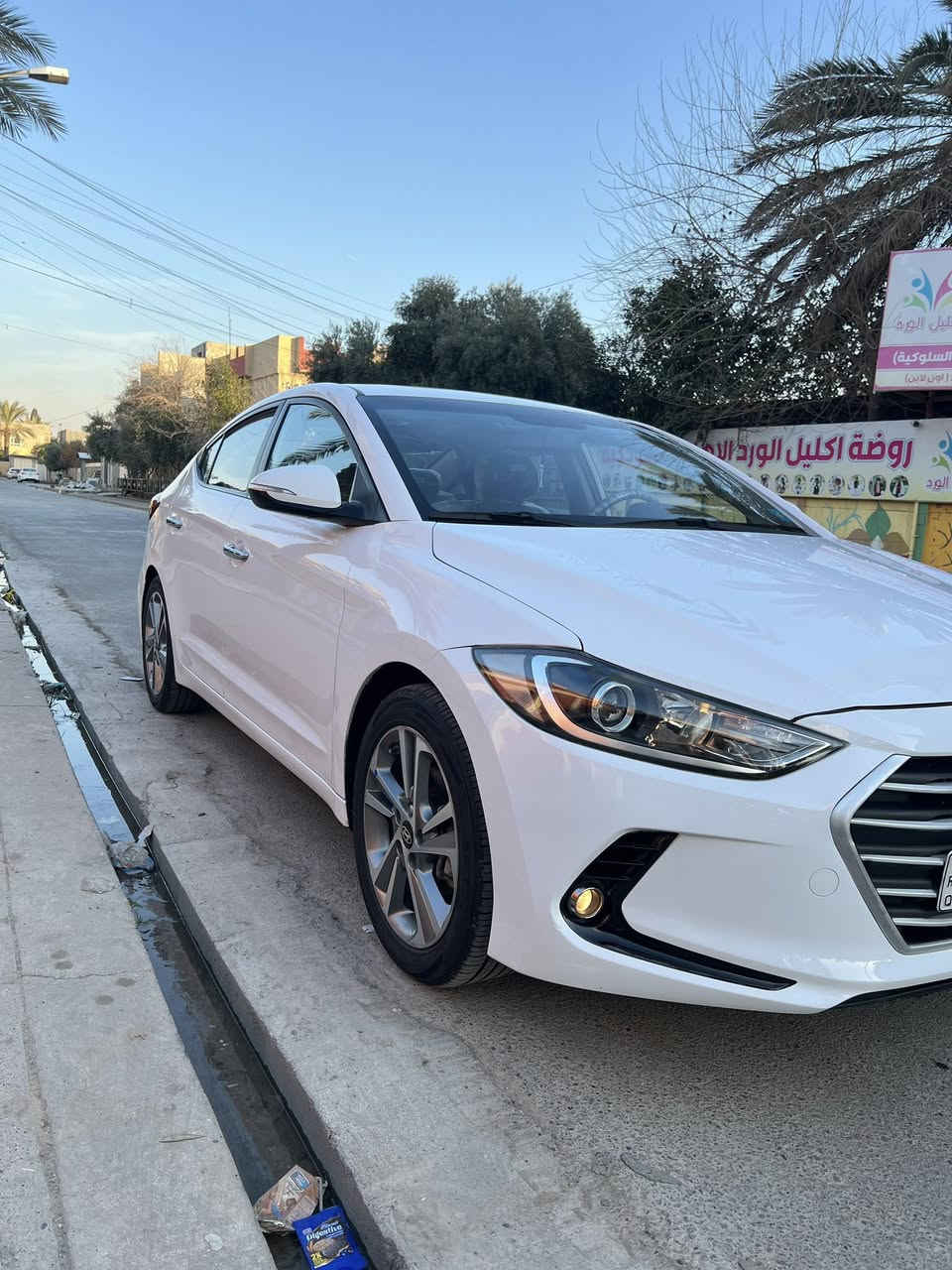 للبيع اوً مراوس
افانتي بغداد 2018 هزه سنويه جديد باسمي شرط تحويل
بدون صبغ ماشي 84الف حقيقي فول مواصفات ماعده السلايت سياره متصرف عليها دينار كله جديد سعر 127 مجال بسيط بيها،،،،
***********
***********
