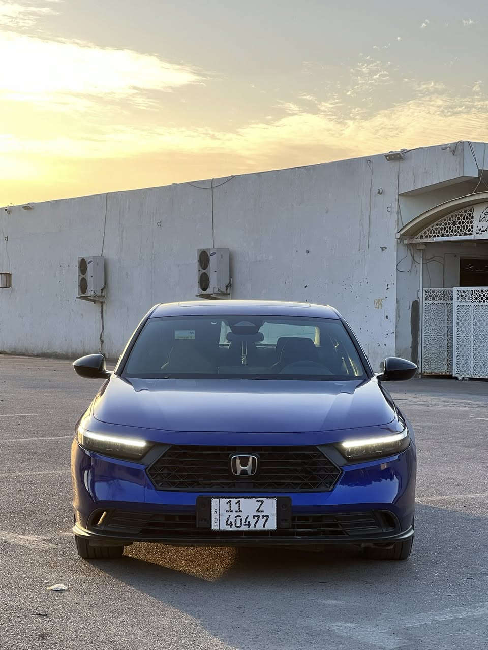 السلام عليكم

هوندا اكورد هايبرد 2025

33000km

• المحركhybrid  

المواصفات:

•تشغيل عن بعد

•فتحه

• كاميرا خلفية

• كراسي امامية كهرباء

• رادار امامي

•نقطة عمياء

• مانع تصادم 

• تصحيح مسار

• شفتات بالستيرن

• مثبت سرعة

• دخول ذكي 

• إنارة ترحيبية

• هندبريك كهرباء

•لايت عدسات زينون

• نظام اوتو لايت Auto

• لايت العالي زنون 

• تبريد قطعتين 

• شحن لاسلكي

• 3 أنظمة قيادة (eco, ev, sport)

• تدفئة كشنات 

.ايرباك ستيرن وبردة فقط

.سيارة نضيفة وجديدة بمعنى الكلمة

.صبغ قطعة البنيد وخشم الجاملغ  حادث سطحي 

.مكانهة بغداد العامرية

***********
