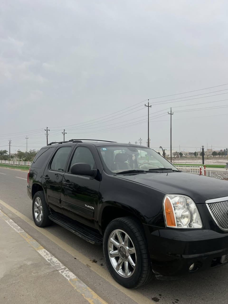 السلام عليكم يوكن بترا للبيع 2011 السياره أحلا من الصور بهواي 
رقم بصره الجديد بسمي مداور ثاني يوم السياره مكينه وكير وحداده كله جديد
مكفوله من ضربه بيها رشات تجميل بسيطه كلش السعر 220 وبيها مجاال بسيط***********
مكان السياره البصره
