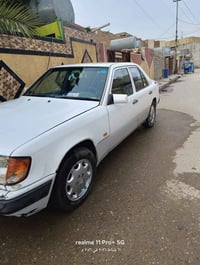 مارسدس دب موديل 87 السياره جاهزه غرفه كلش حلوه كير مكينه مكفولات تخم ت...