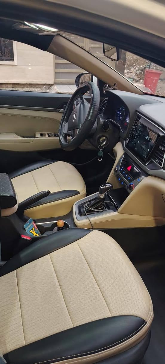 السلام عليكم .النترا خليجي موديل 17 المواصفات الي معروفه عنها كلنا نعرفها للبيع المزيد من التفاصيل والسعر اتصل***********
