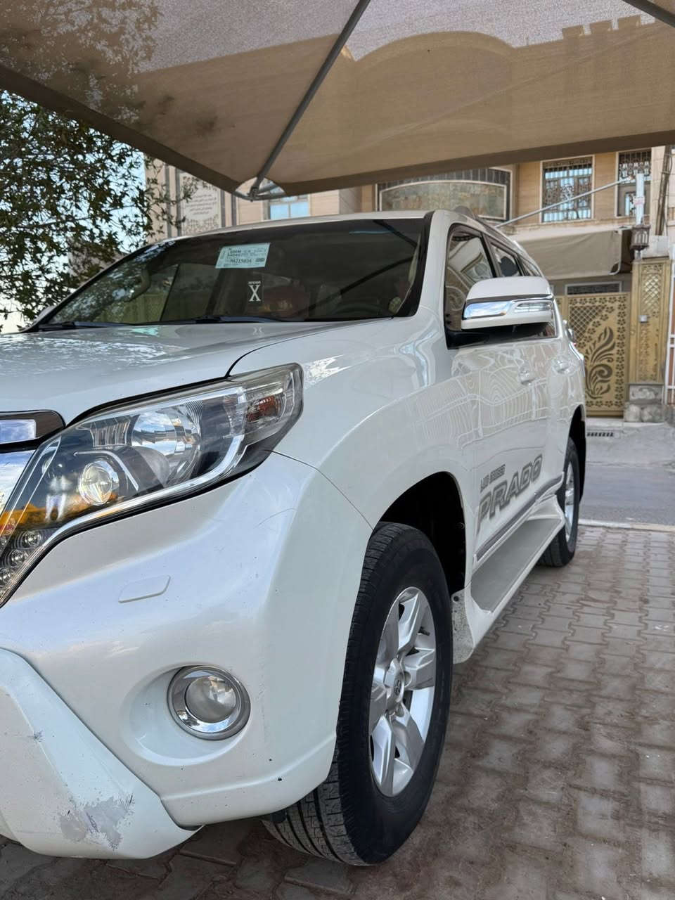 تيوتا برادو للبيع موديل ٢٠١٥ خليجي محرك ٤ سلندر ٢٧٠٠ سيارة جديدة وجاهزة سبعه راكب تبريد تلث قطع كشنات كهرباء شاشة كامره حساسات تحكمات سيارة صار بيها شبرين صبغ قفط والصباغ رش البابين وداير مال الجاملغ كلير فقط سيارة برغي واحد مامفتوح بيها سيارة ماشيه ٩٨ الف رقم اربيل الجديد بسمنه تحويل ثاني يوم سعرها ٢٢٥ ورقه ومكان السيارة بغداد ***********
