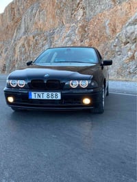 بي ام دبليو E39 • ٥٢٨ • اوتوماتيك