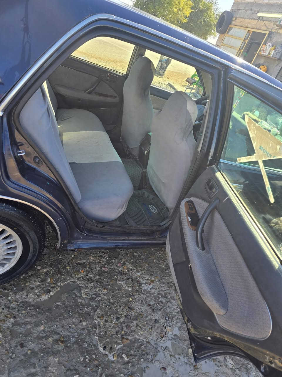 سياره راس الثور تكم موديل 98 مكفوله من الكص ونقل جثه 
رقم بغداد انكليزي بسمي بيه فقط كفر جاملغ خلف مبدل باليابان السعر 85 وبيها مجال بسيط 
***********
