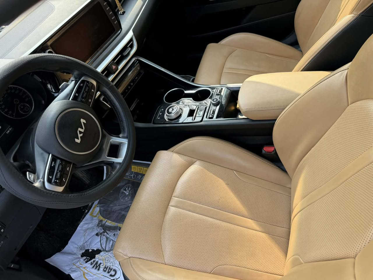 فرصة للجادين – كيا K5 موديل 2023 كوري
أرخص K5 كوري مقابل الموديل والمواصفات
السيارة نظيفة جداً واستعمال مرتب.
💰 السعر: 147  & قابل للتفاوض البسيط للجادين
📞 ***********
رجاءً الاتصال من الجادين فقط
يوجد 3 قطع صبغ وقطعة بخ فقط اني ابيع حزام  موضحة بالتقرير والسونار، أضرار خفيفة سطحيه
المواصفات:
• محرك 2000 دوش
• قير أوتوماتيك 8 سرعات AT
• ممشى 58 ألف كم
• داخلية جلد
• كشنات حار / بارد
• رادارات + حساسات كاملة
• فول بدون فتحة
