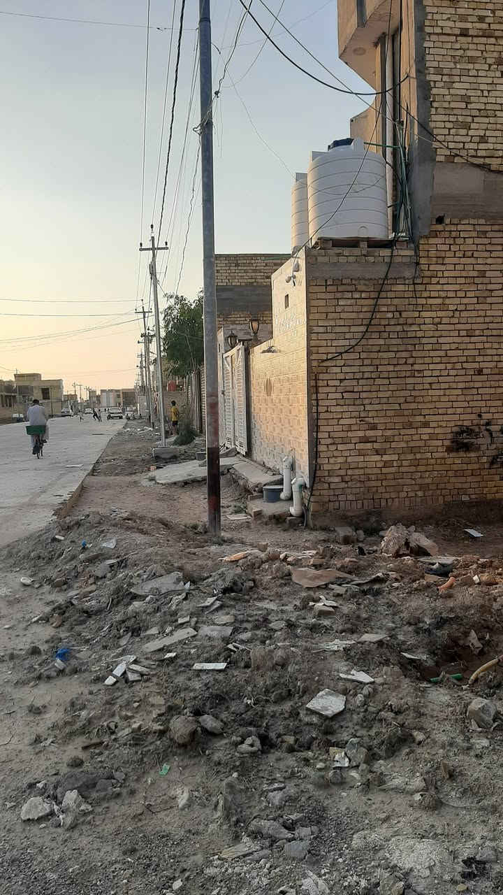 قطعه طابو صرف

حي الصحه
على شارع ٢٠ الثاني
كافه الخدمات متوفره
قريبه للمدارس

مساحه ١٠٠م طولاني

الروفان للعقار   
***********
