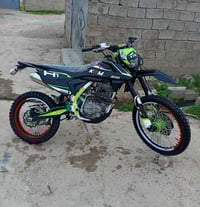 قفاز K2M محرك 300 نضيف كلش سعر 1100 او مراوسه مع دايوان نضيف. 07707541...