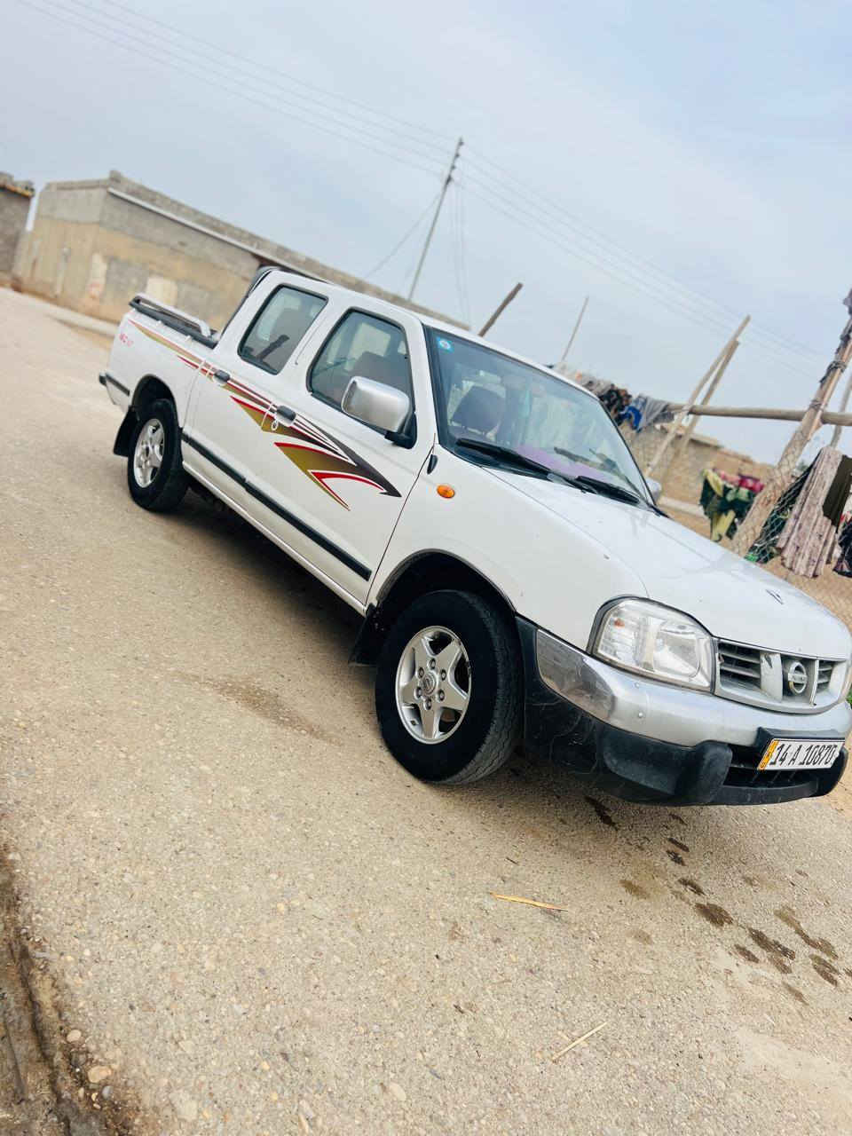 سلام عليكم نيسان بيكم 2006محسن سعودي مكفوله من الضربه سياره حلوه ونضيفه بيه صبغات قليلات سنويه 2030 رقم نكليزي سعره95وبيه مجال  ***********
