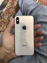 آيفون XS • للبيع
