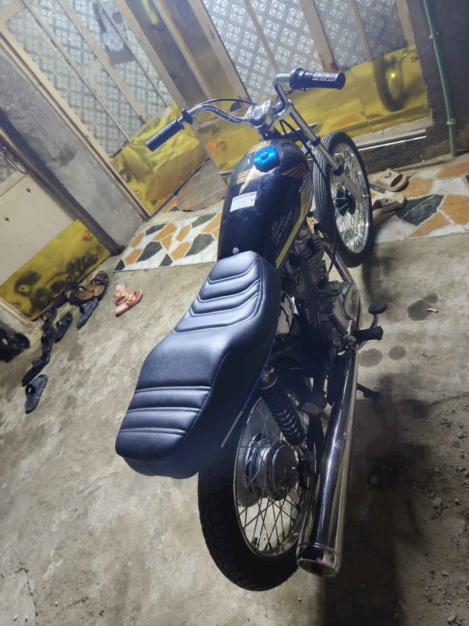 السلام عليكم دراجه للبيع شاصي 17ارشا  

تعمير 25مكاني  رفاعي سعر900مجالهه حك جيه

 وهاذه رقمي ‏‪***********‬‏

مكلف بنشر رقم راعيهه☝
