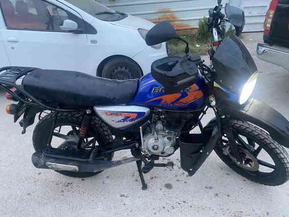 سلام عليكم  بوكسر البيع 2023
اوراق مو رقم عنوان بغداد البياع 
نضيف كلش او حلوه. 
(‏‪***********‬‏ )
