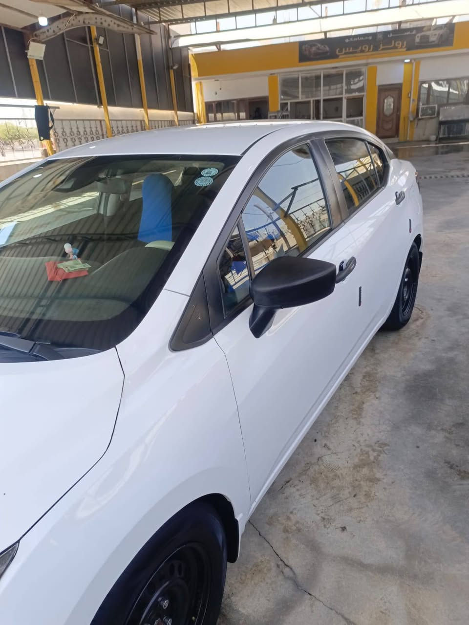 فيرسا 21 S ضرر  بونيد وجامرلغ سكن. رقم اربيل بسمي 
ماشيه 80الف 
سعر 115 
***********
