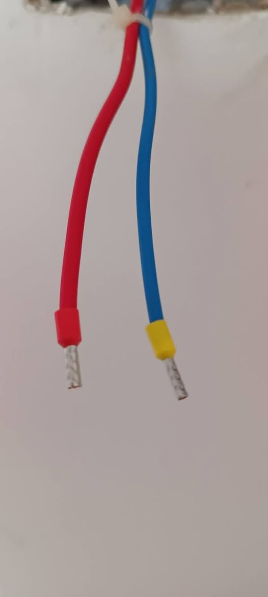 السلام عليكم خلفه كهرباء وصحيات عامه شغل درجة أولى بغداد ***********
عمل بورد ترميم صيانه
