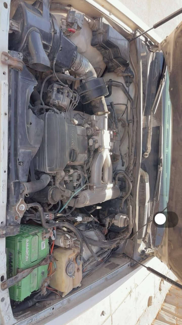 السلام عليكم
سيدان موديل 90 
كير محرك بطه 
صدر جديد 
تخم تاير خط ابيض
رقم بغداد بسمي تحويل ثاني يوم 
ثلاثه قطع صبغ 
باتري جديد  
سعر 55 بيها مجال 
مكاني بغداد البياع حي التراث 
رقم الهاتف واتساب فقط ***********
