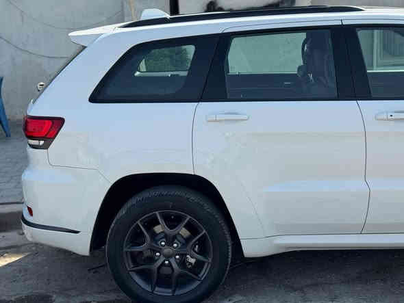 السلام عليكم 
للبيع جيب ٢٠١٩

وكاله هارلم وارد خليجي 

مواصفات S

معروفه مواصفاتها 

فوول مواصفات ١/١

تخم تاير جديد 

محرك ٦ سلندر 

كفاله عامه سياره 

بدون ضربه بدون صبغ 

سياره جديده لك 

ماشيه ٤٠ الف كيو

موقع بغداد 

سعر ٣٤٠ ورقه وبيها مجال بسيط 

الاستفسار 

*********** 

احمد
